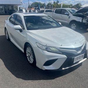 2020 TOYOTA CAMRY HYBRID SL SEDAN AUTO