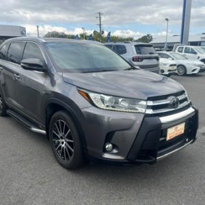 2019 TOYOTA KLUGER GRANDE WAGON AUTO