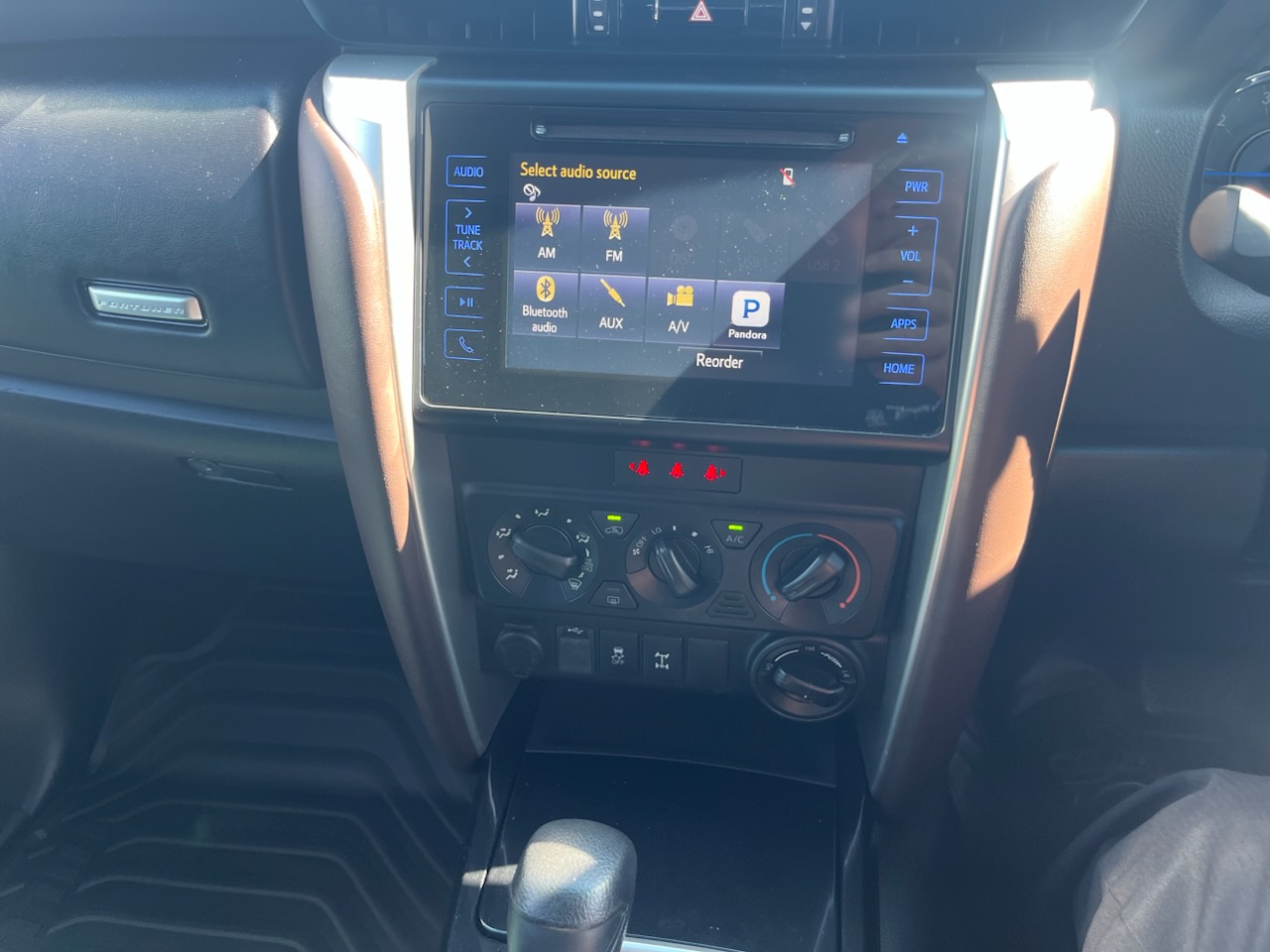 2015 TOYOTA FORTUNER GX 4WD WAGON AUTO - Image 9